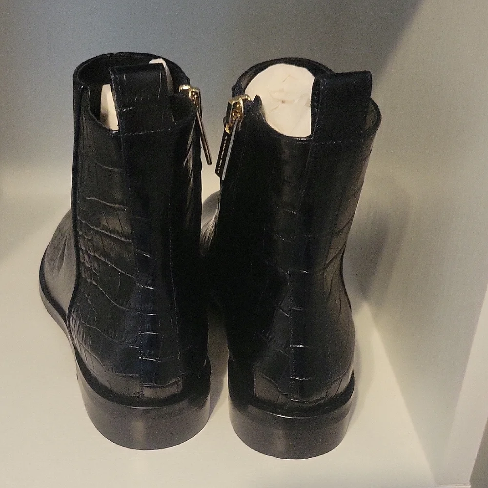 Club Monico Italy Sz36 (Us 6.5-7) Black Crocodile Pattern Side Zip Ankle Boots - Picture 3 of 6